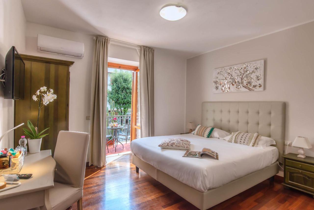Plaza Rooms Ciampino Ngoại thất bức ảnh